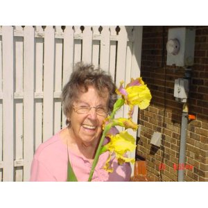 Betty Roland Swinford (1924 – 2014)